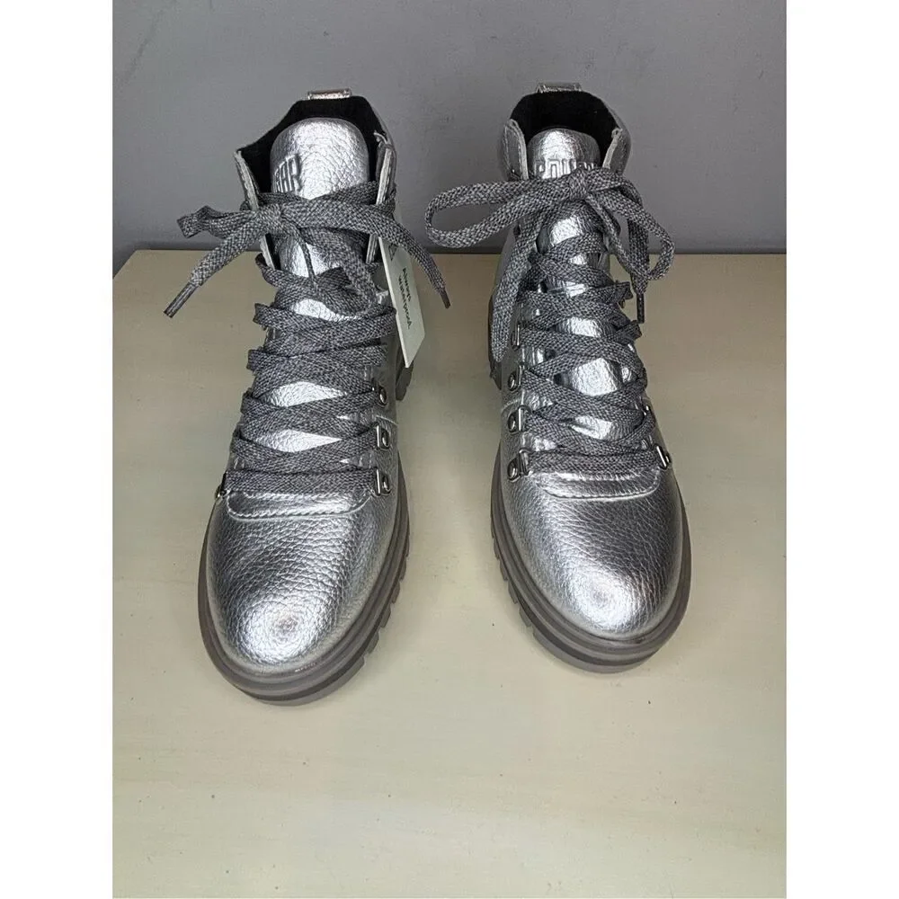 Cougar Women's Nash Ankle Waterproof Boots Silver‎ Metallic Size 6 NWOT